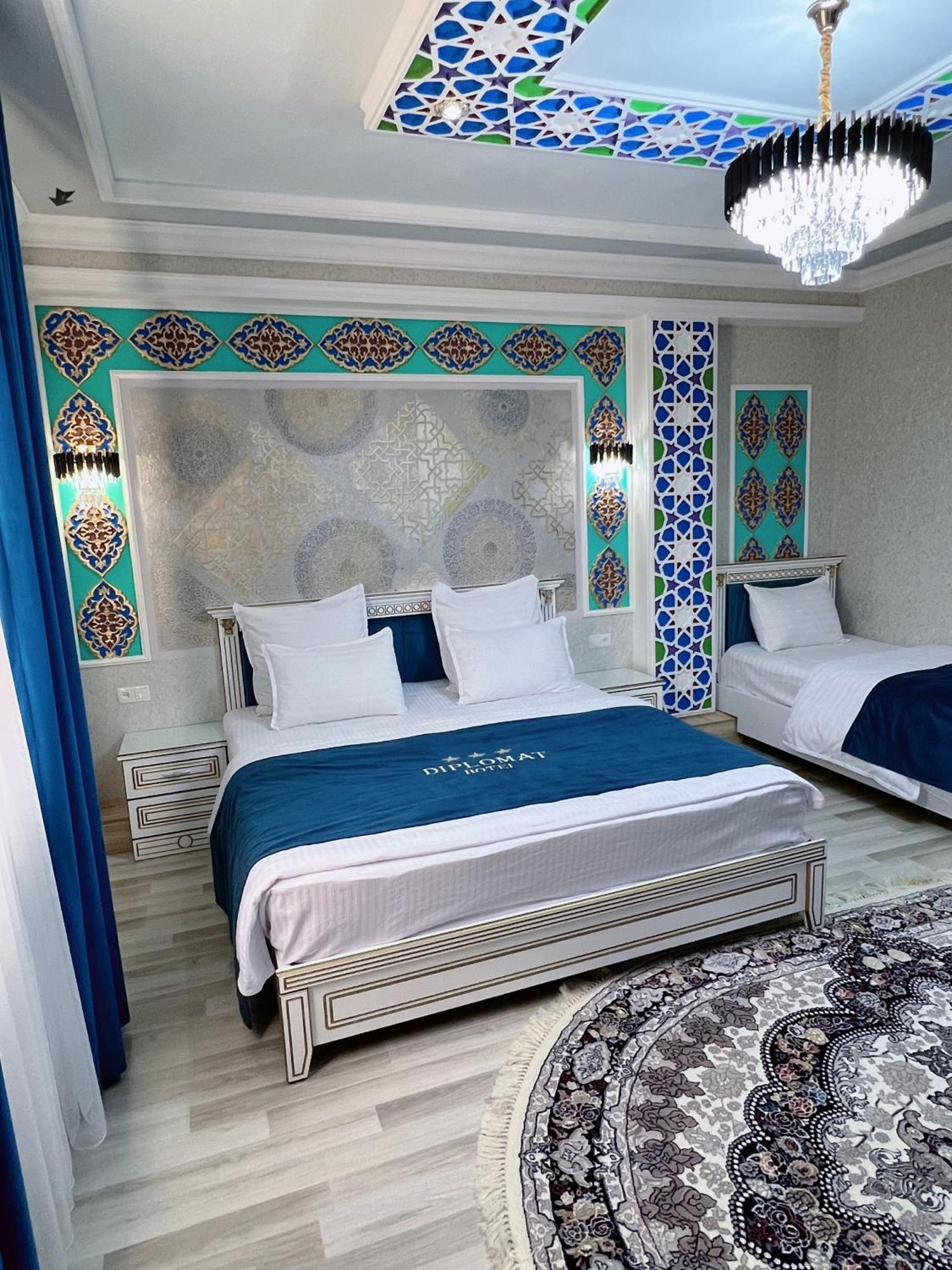 Diplomat Premium Hotel Самарканд Екстериор снимка