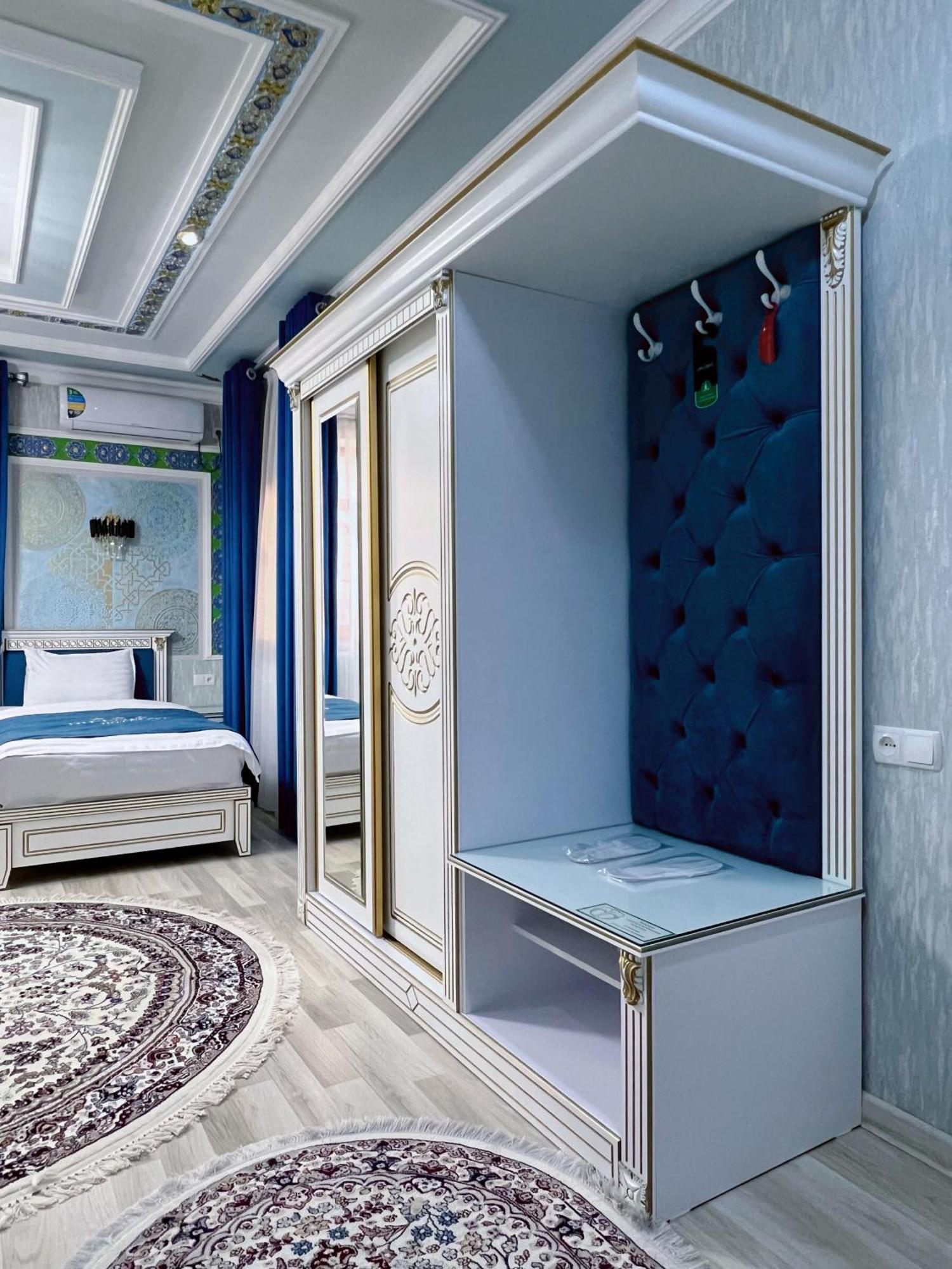 Diplomat Premium Hotel Самарканд Екстериор снимка