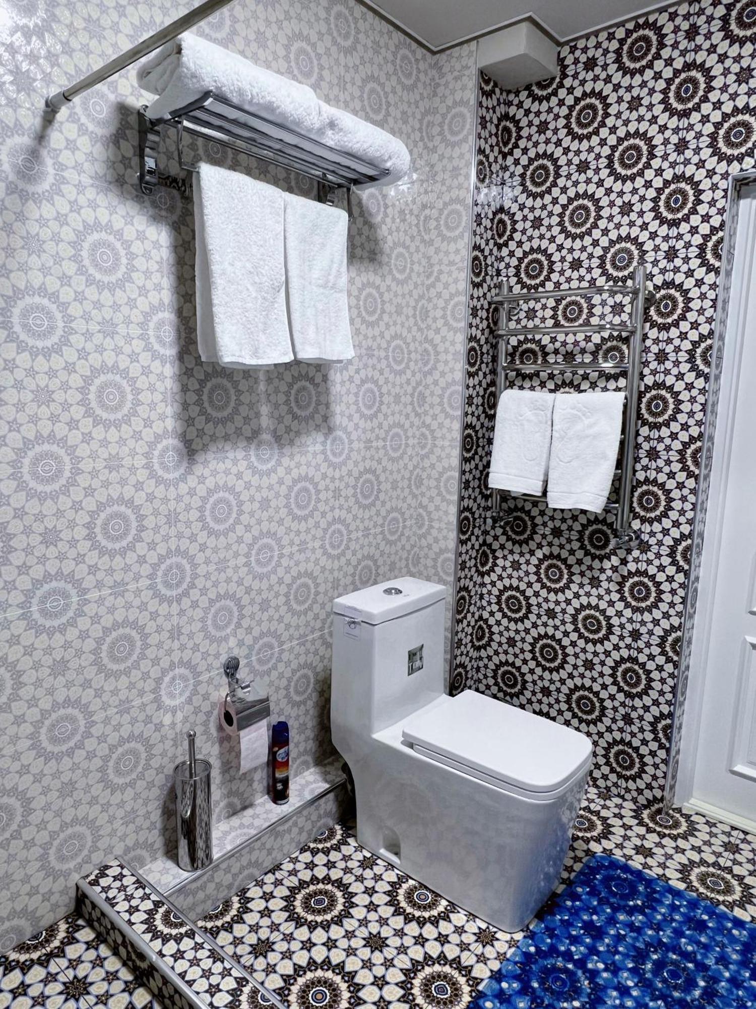Diplomat Premium Hotel Самарканд Екстериор снимка