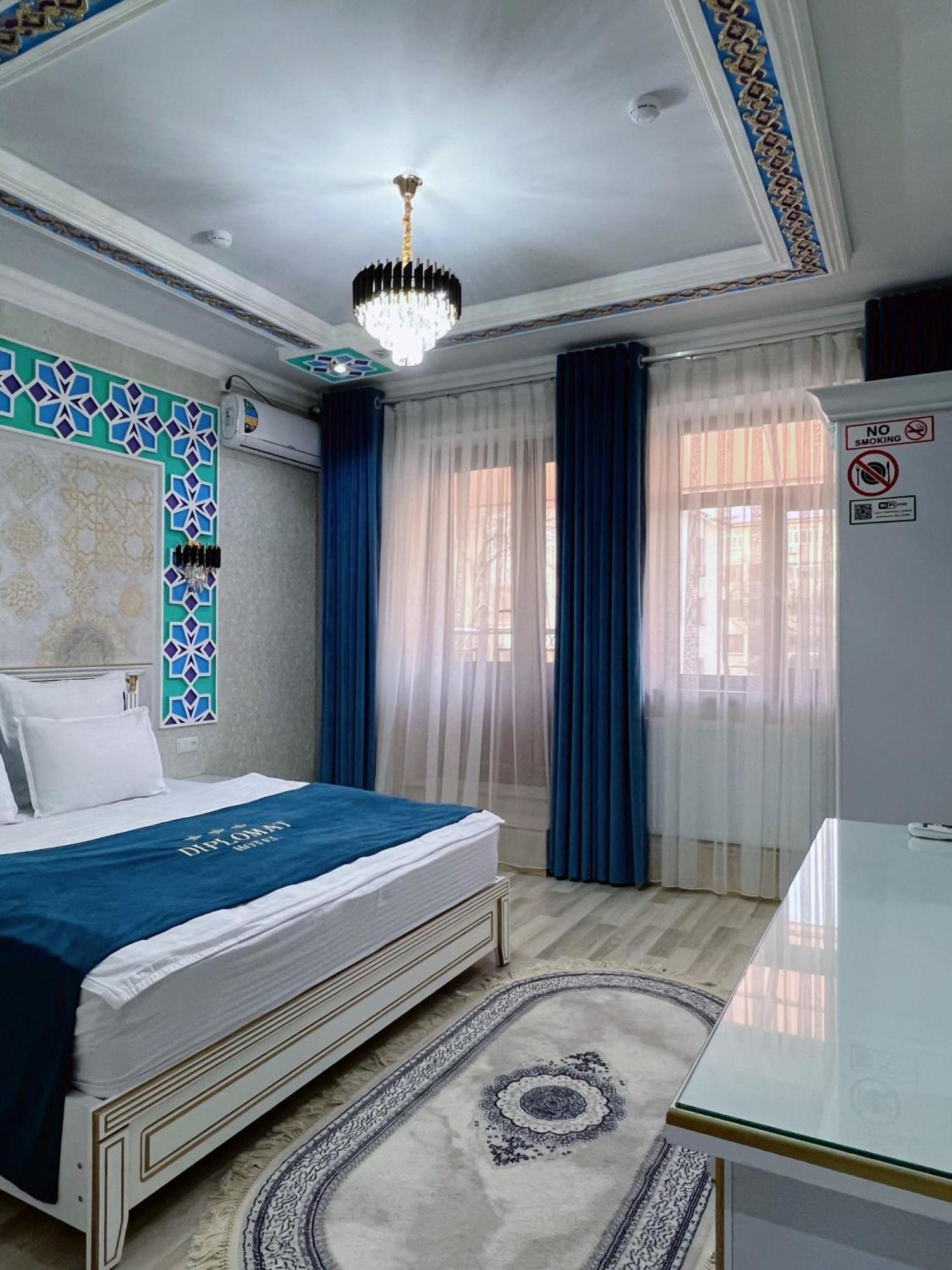 Diplomat Premium Hotel Самарканд Екстериор снимка