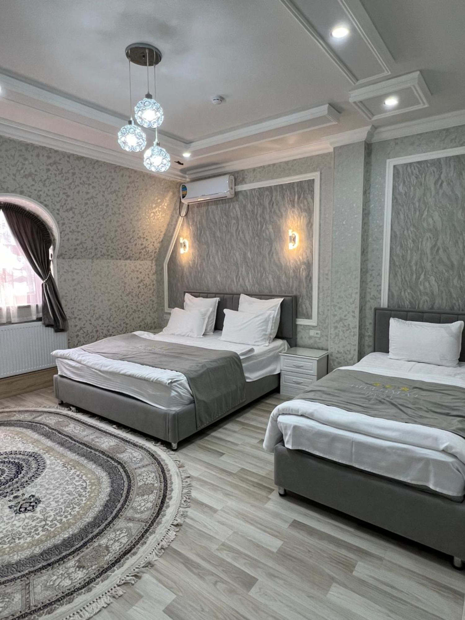 Diplomat Premium Hotel Самарканд Екстериор снимка