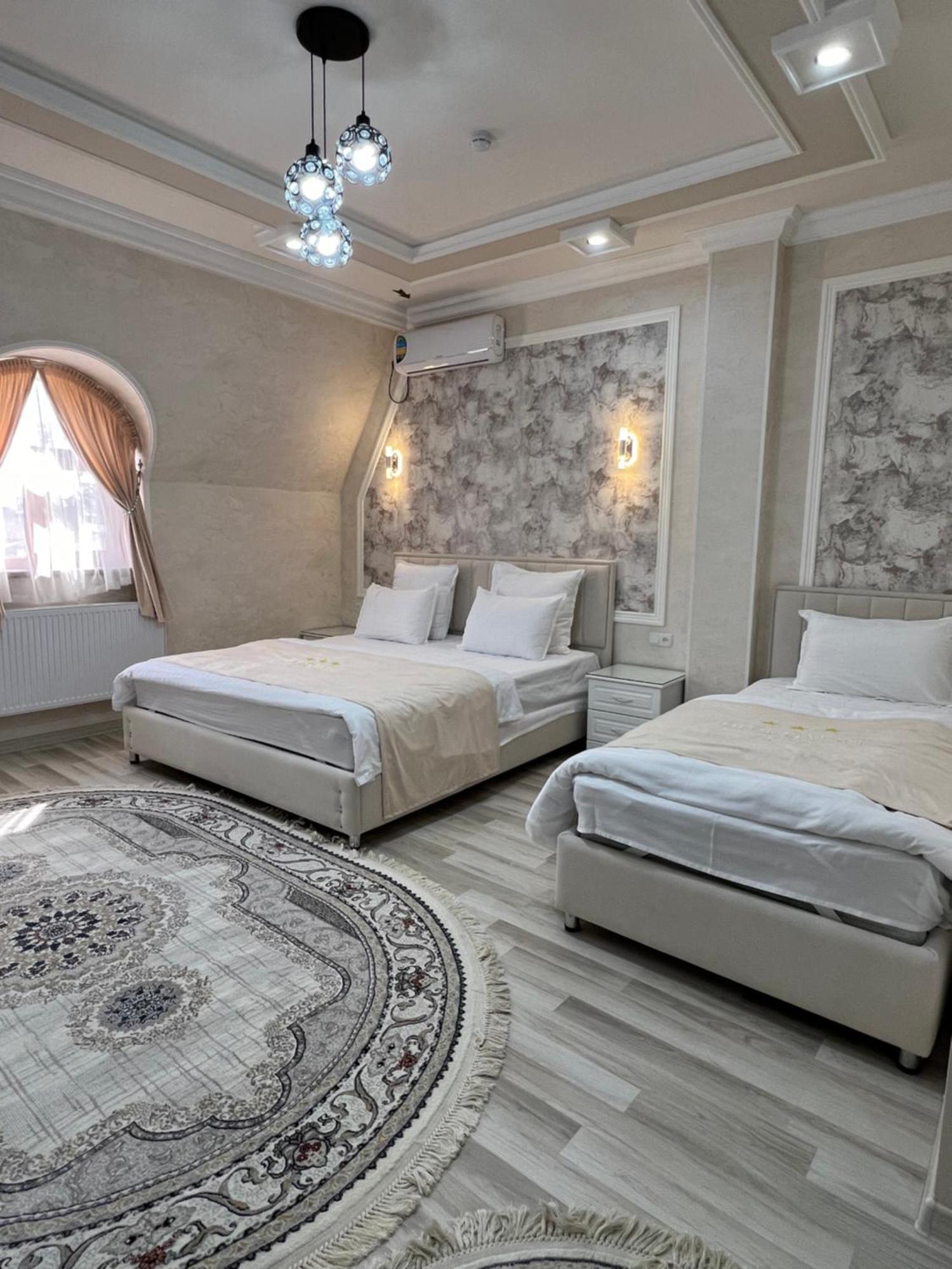 Diplomat Premium Hotel Самарканд Екстериор снимка